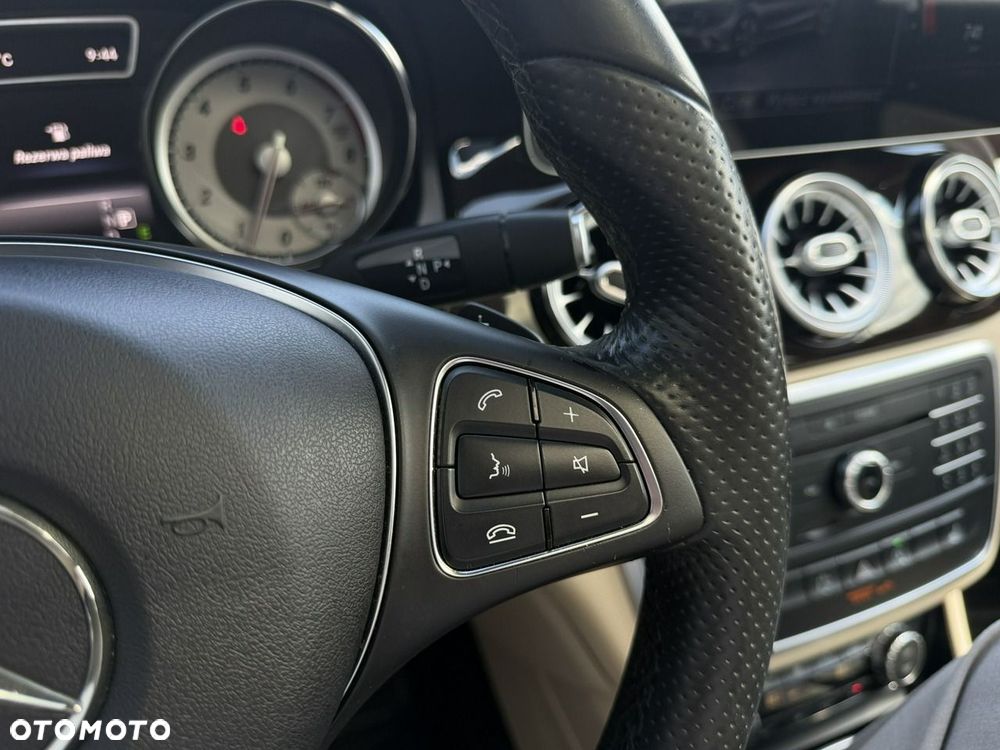 Mercedes-Benz CLA - 36