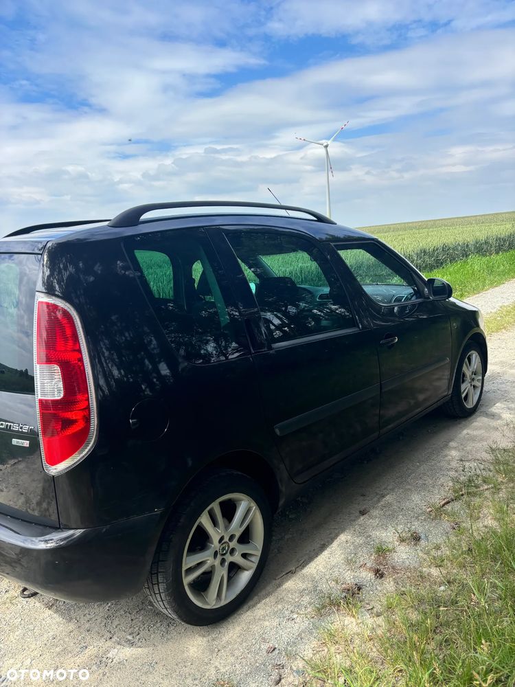 Skoda Roomster 1.6 16V Comfort - 5