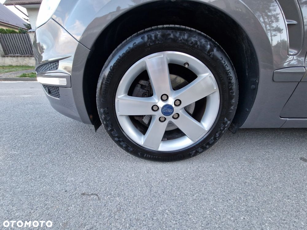 Ford S-Max 2.0 T Titanium - 14