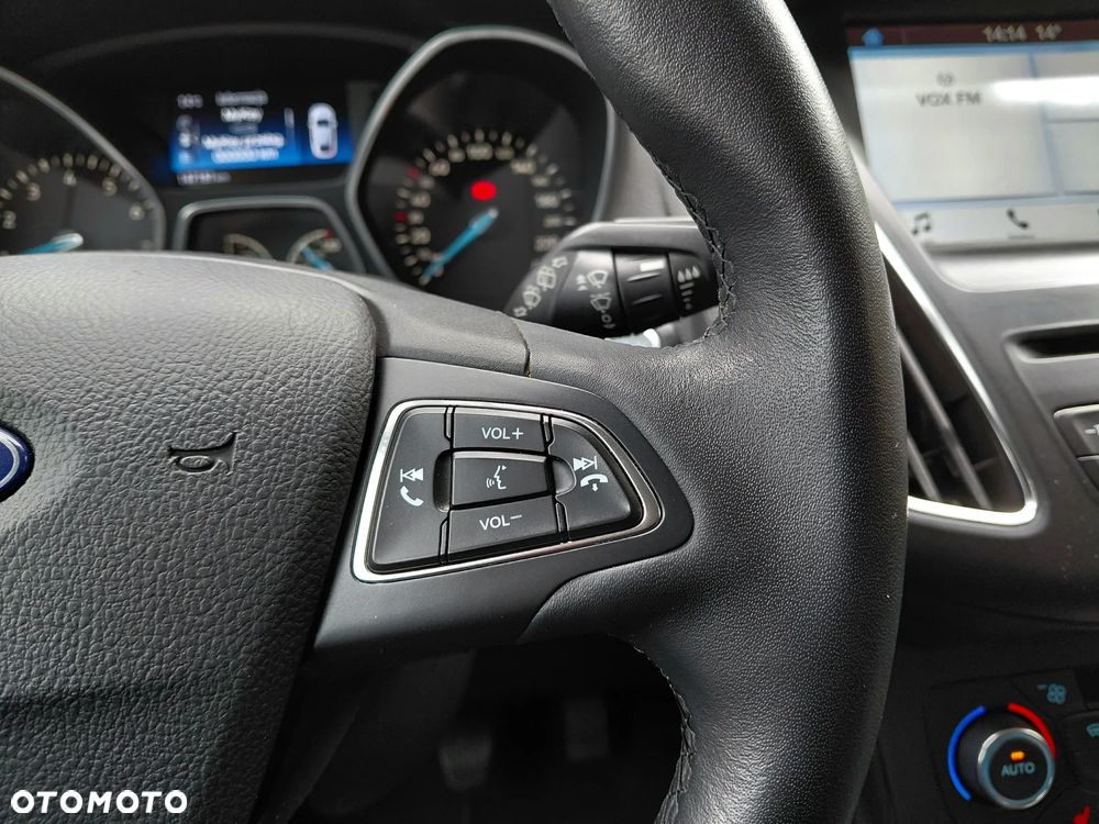 Ford Focus 1.0 EcoBoost Titanium - 13