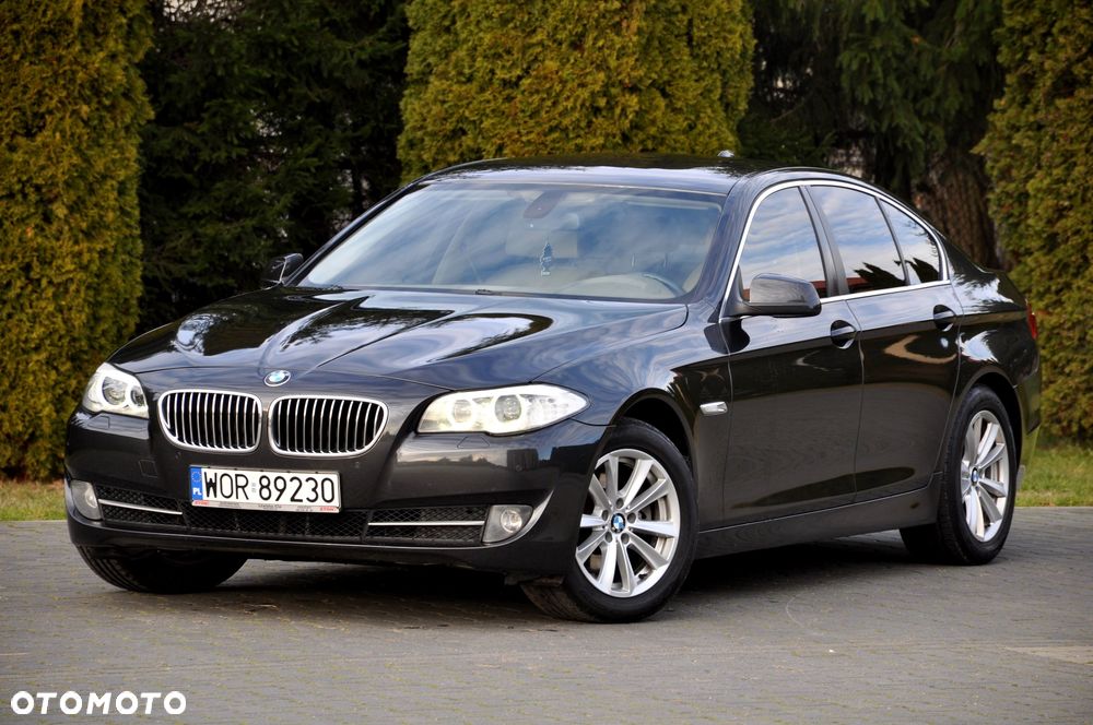 BMW Seria 5 520d Sport-Aut - 2