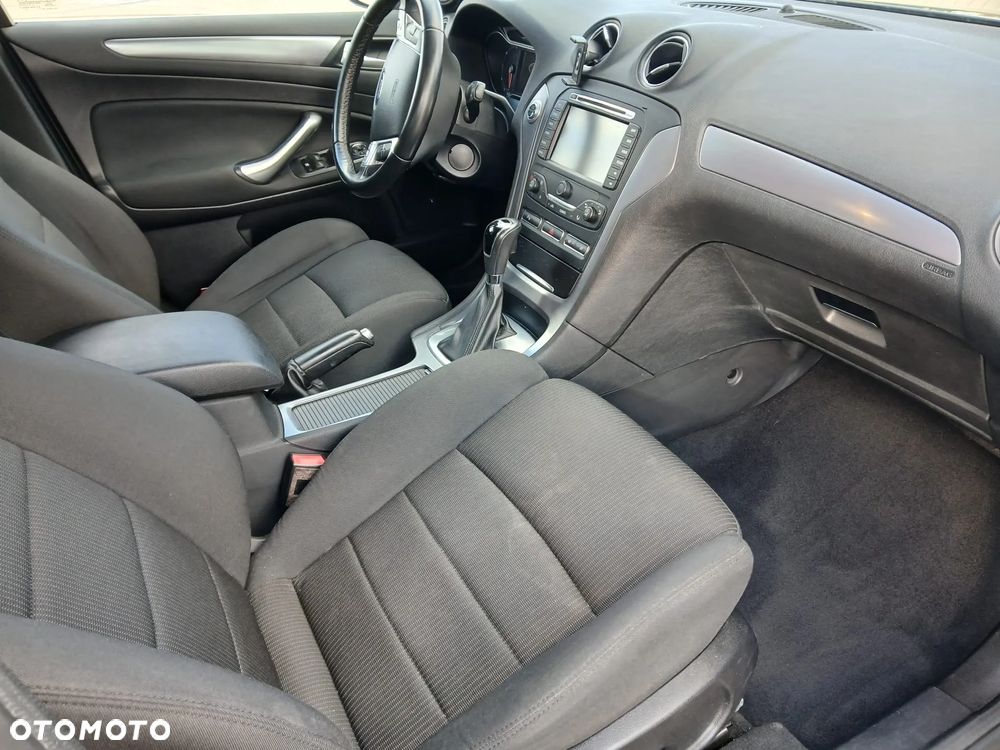 Ford Mondeo 2.0 TDCI Ambiente - 8