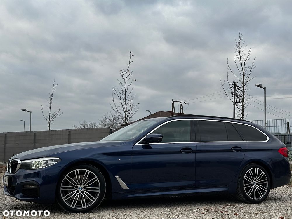 BMW Seria 5 530d xDrive Touring - 8