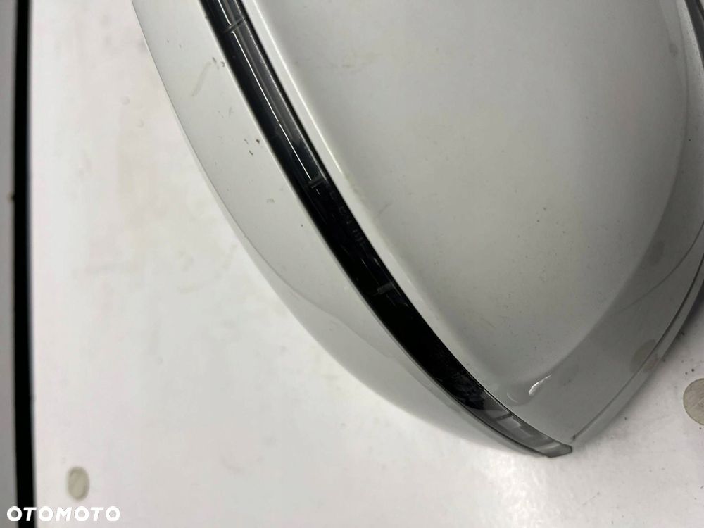 Lusterko elektryczne 16 pin Audi A8 S8 D4 4H Przód strona lewa - 4