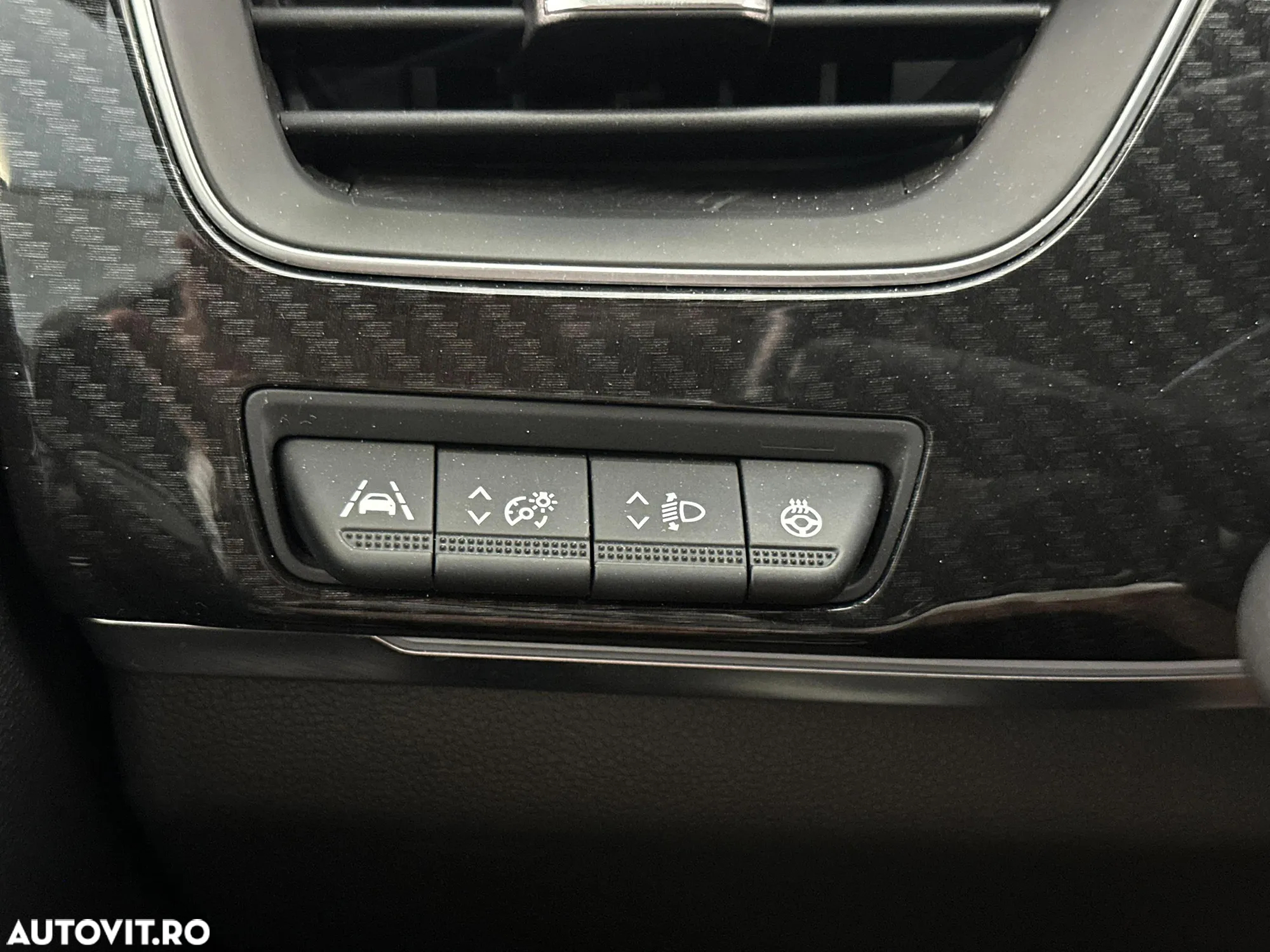 Renault Arkana E-TECH Hybrid RS Line - 15