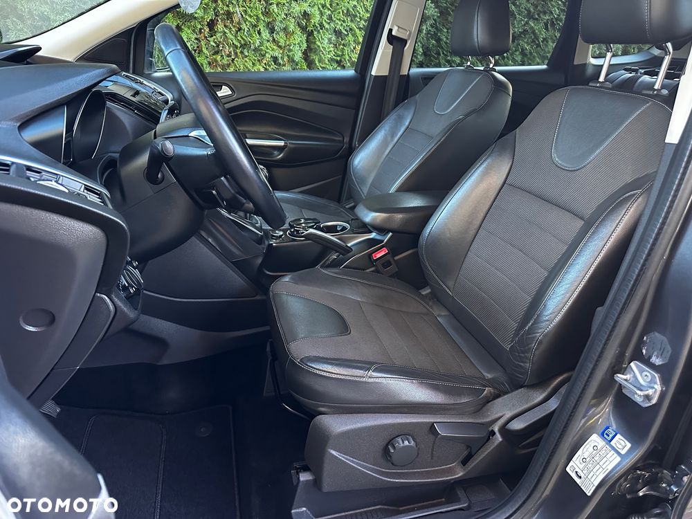 Ford Kuga 2.0 TDCi 4x4 Titanium - 20
