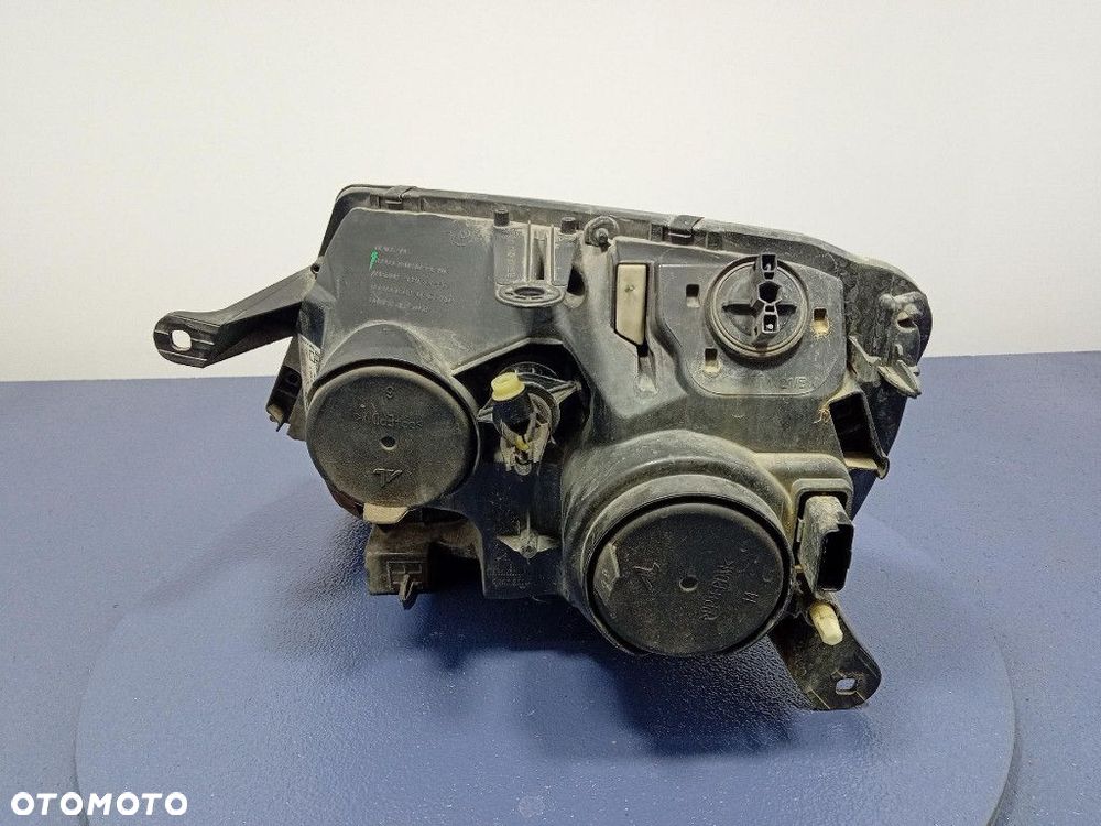 DACIA DUSTER I LIFT 13- REFLEKTOR PRAWY LAMPA PRZÓD 260100156R - 4