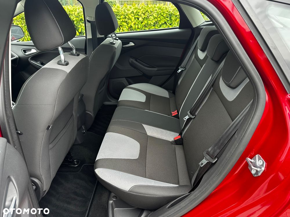 Ford Focus - 22