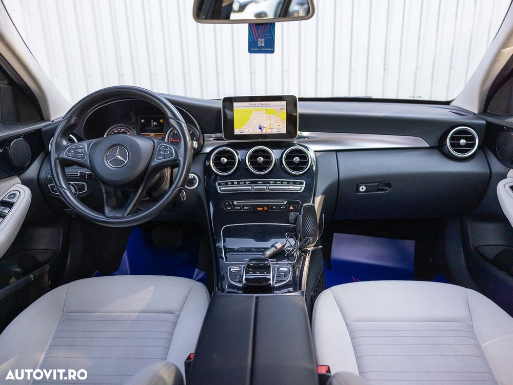 Mercedes-Benz C 220 (BlueTEC) d 7G-TRONIC - 36