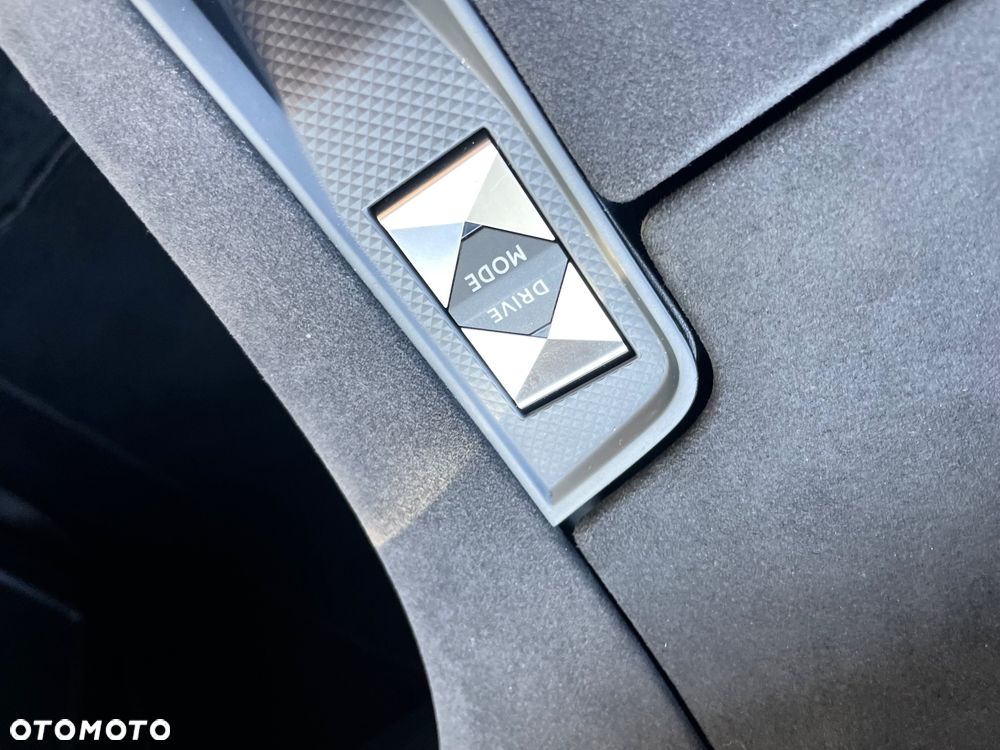 DS Automobiles DS 7 Crossback - 27