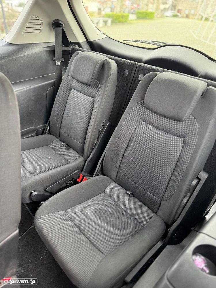 Ford S-Max 1.8 TDCi Trend 7L - 13
