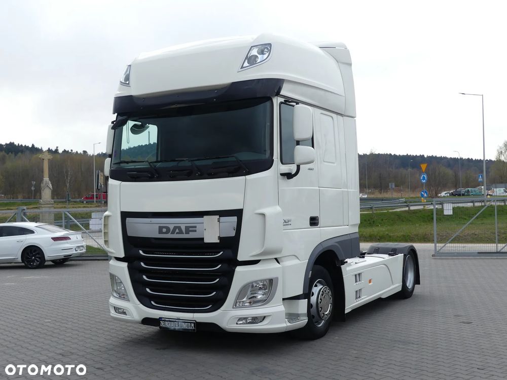 DAF XF 106.460  /  AUTOMAT / SUPER SPACE CAB / - 1