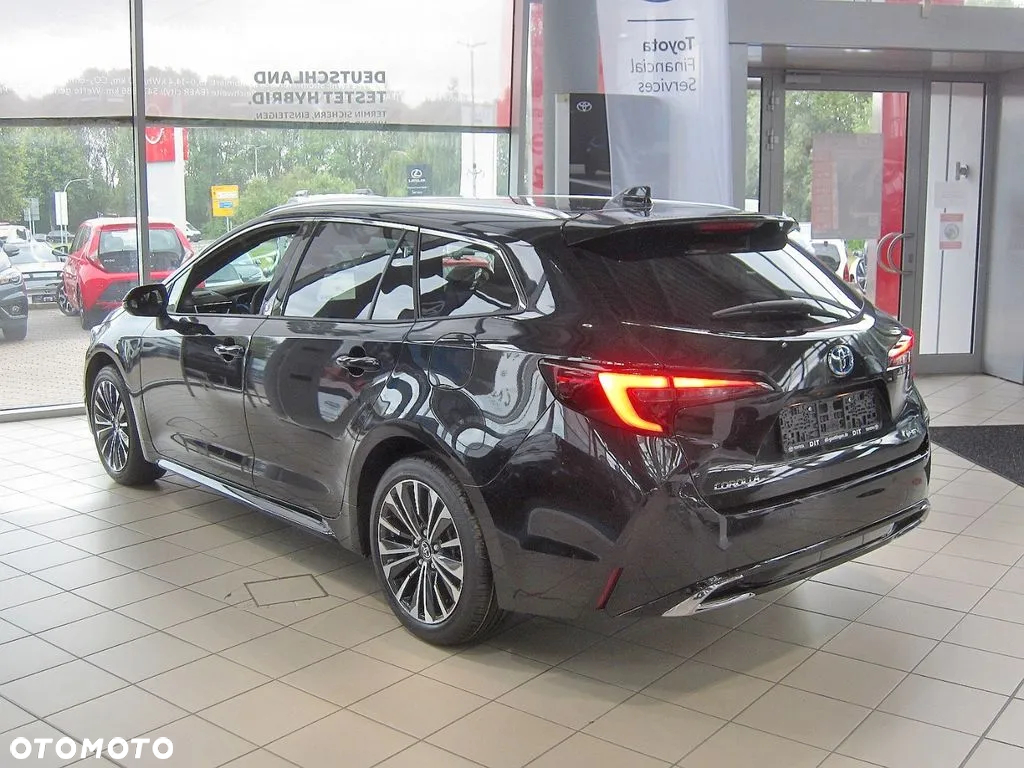 Toyota Corolla 2.0 Hybrid Style - 3