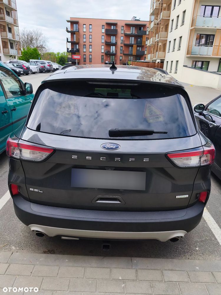 Ford Kuga - 3