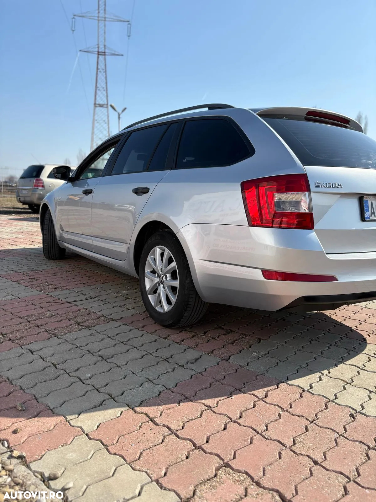 Skoda Octavia 1.6 TDI Ambiente - 19