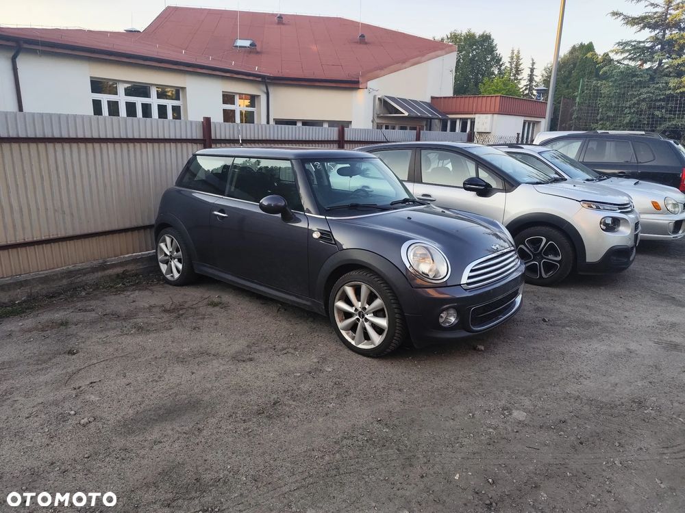 MINI ONE D - 23