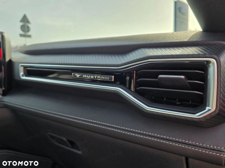 Ford Mustang 5.0 Ti-VCT V8 GT - 13