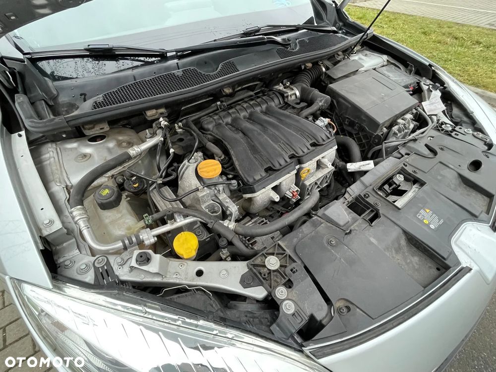 Renault Megane 2.0 140 CVT Bose Edition - 30