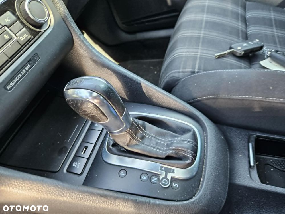Volkswagen Golf 2.0 TDI DPF DSG GTD - 4