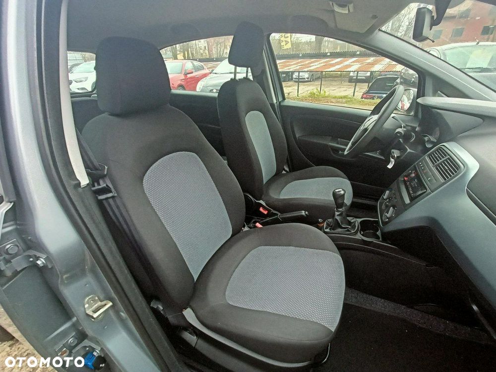 Fiat Grande Punto - 33