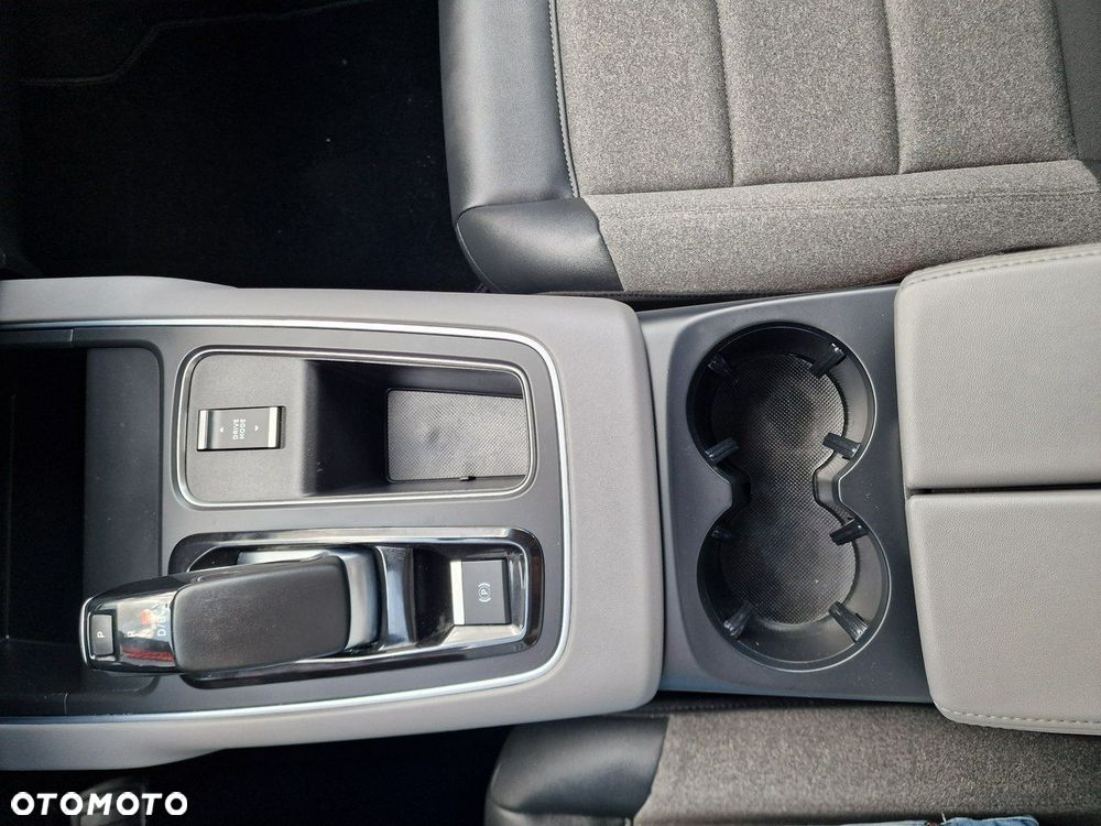 Citroën C5 Aircross Hybrid 180 e-EAT8 FEEL PACK - 28