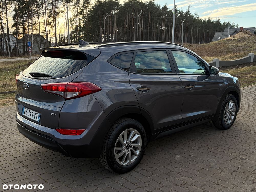 Hyundai Tucson blue 1.7 CRDi 2WD Advantage - 12