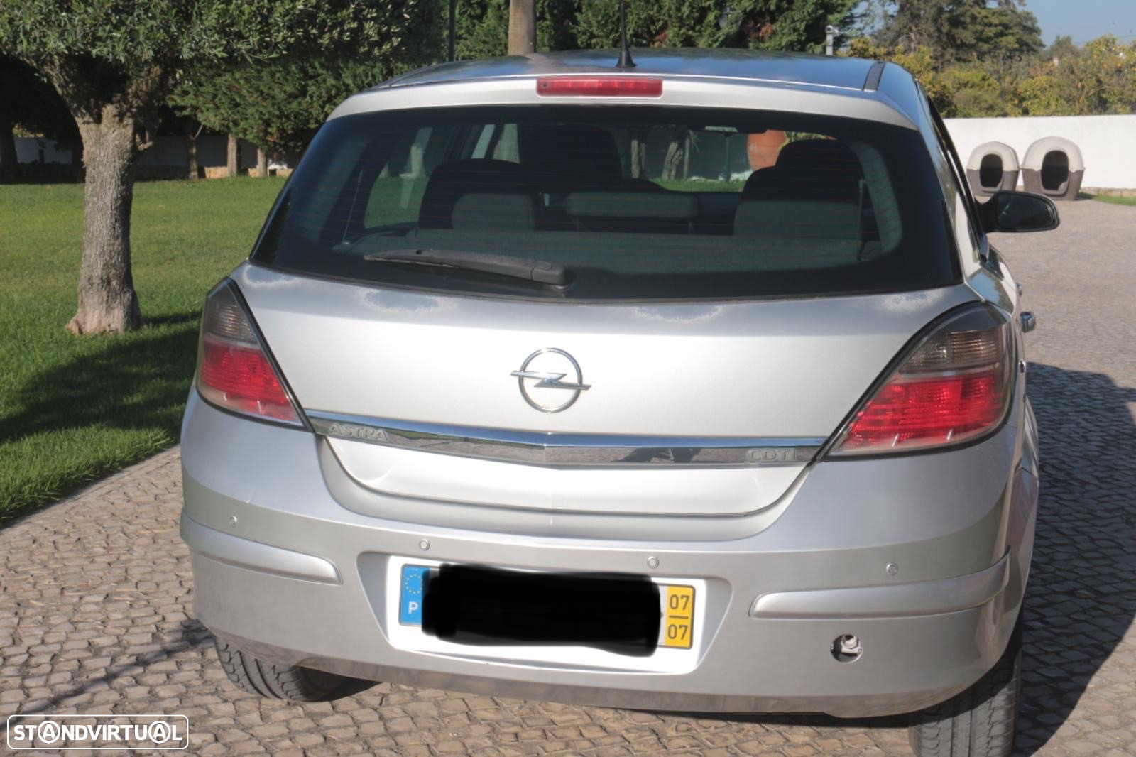 Opel Astra 1.3 CDTi Elegance - 2