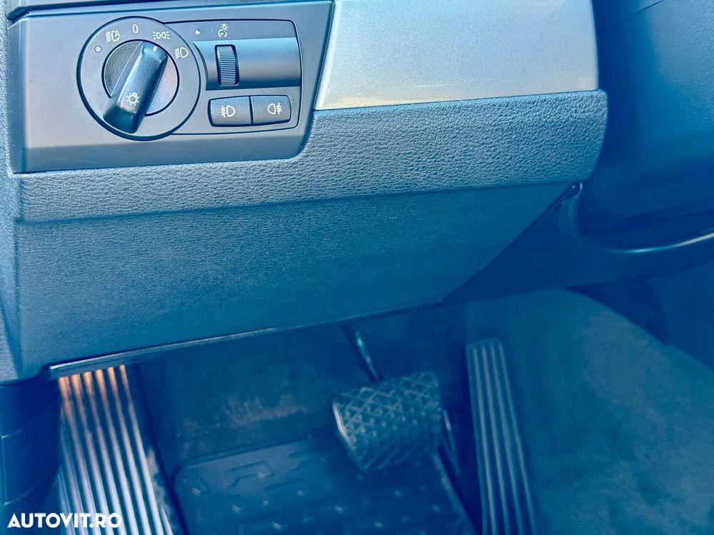 BMW X3 xDrive20d Aut. Edition Exclusive - 32