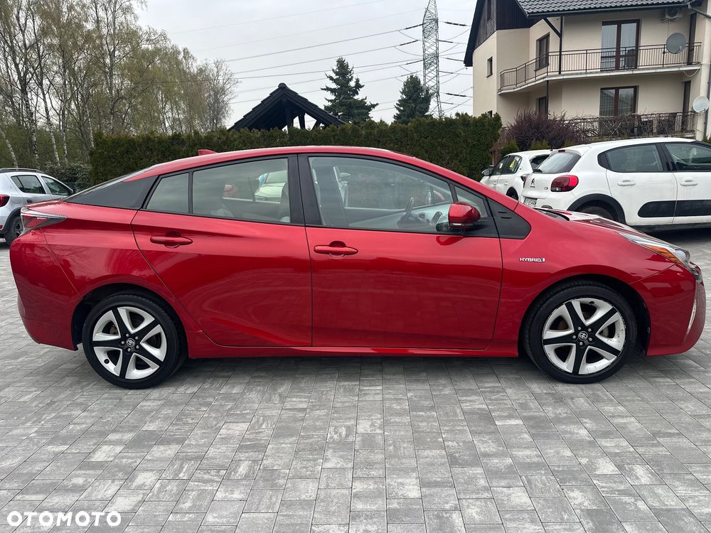 Toyota Prius 1.8 Hybrid Prestige - 6