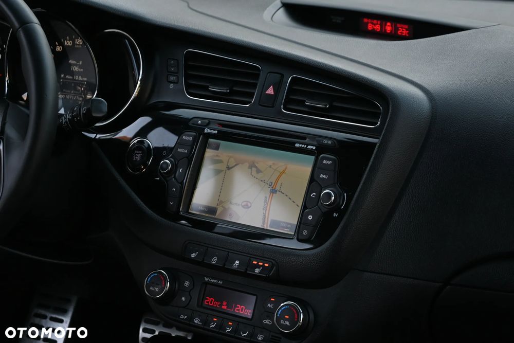 Kia Ceed 1.6 CRDi 128 Platinum Edition - 21