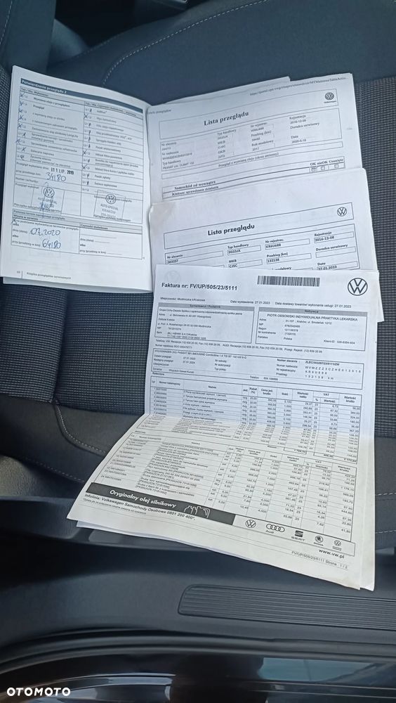 Volkswagen Passat - 14