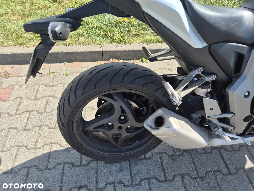Honda CB - 4