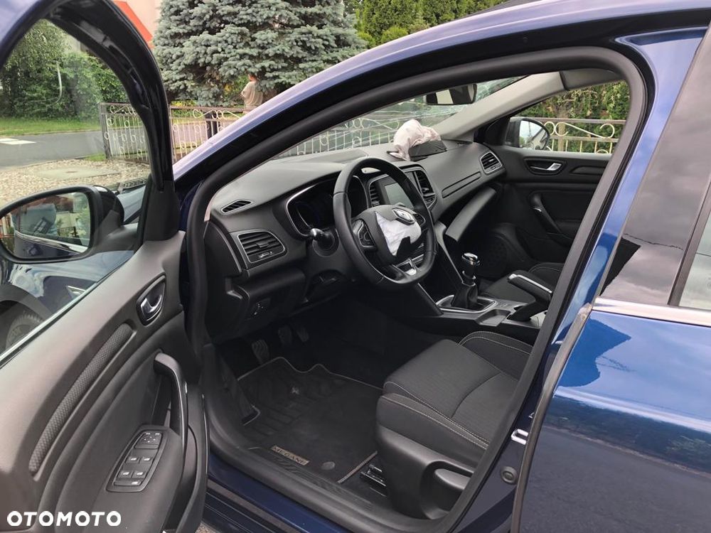 Renault Megane 1.2 Energy TCe Limited - 17