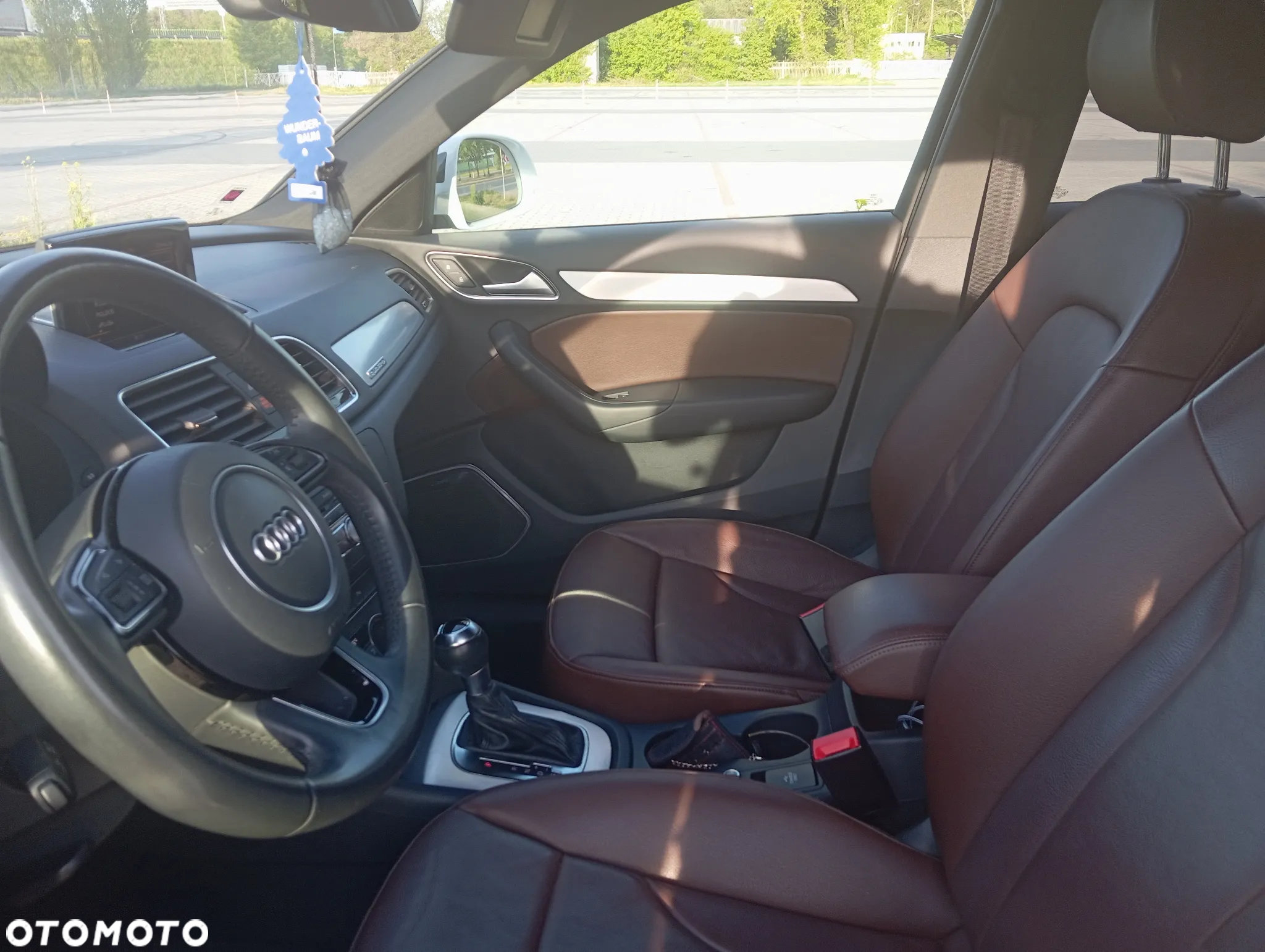 Audi Q3 2.0 TFSI quattro S tronic - 16