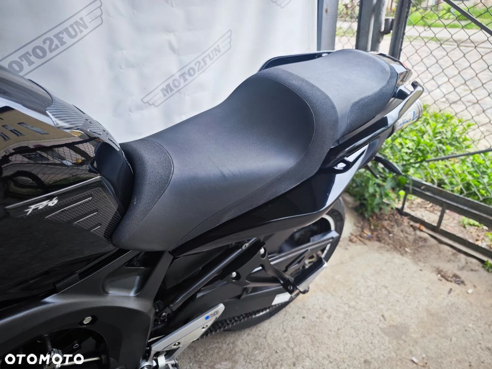 Yamaha FZ6 - 13