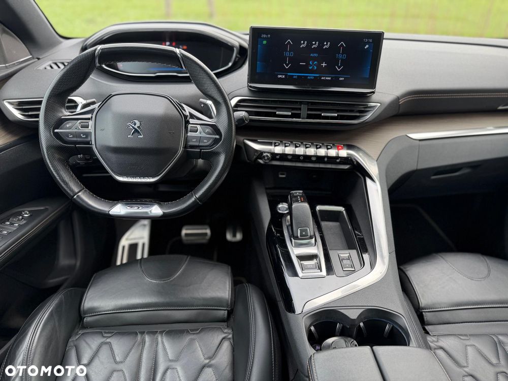 Peugeot 5008 PureTech 180 EAT8 Stop & Start GT - 23