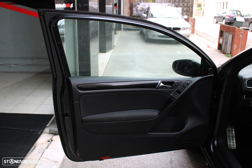 VW Golf 2.0 GTI DSG - 20