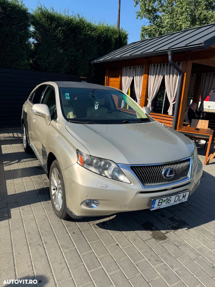 Lexus Seria RX - 7