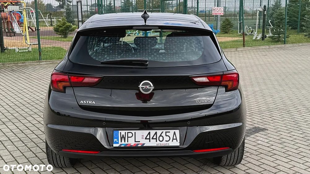 Opel Astra 1.4 Turbo Innovation - 11