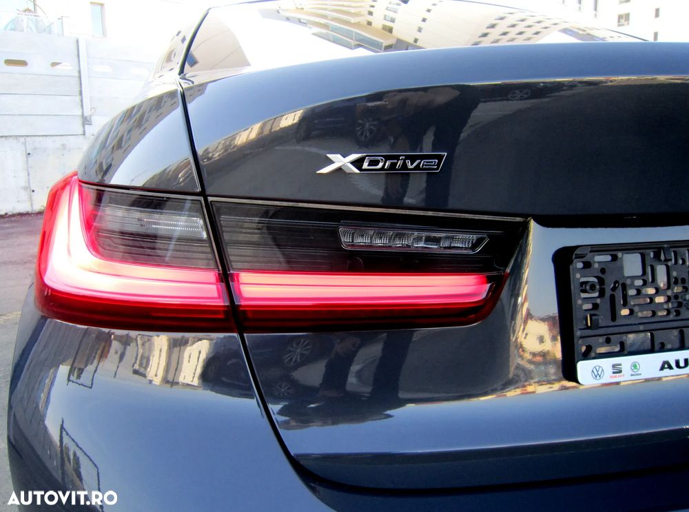 BMW Seria 3 320d xDrive Aut. - 6