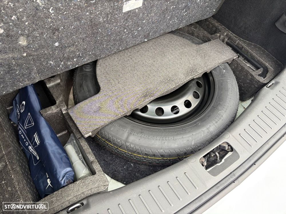 Ford Kuga 2.0 TDCi Titanium - 6