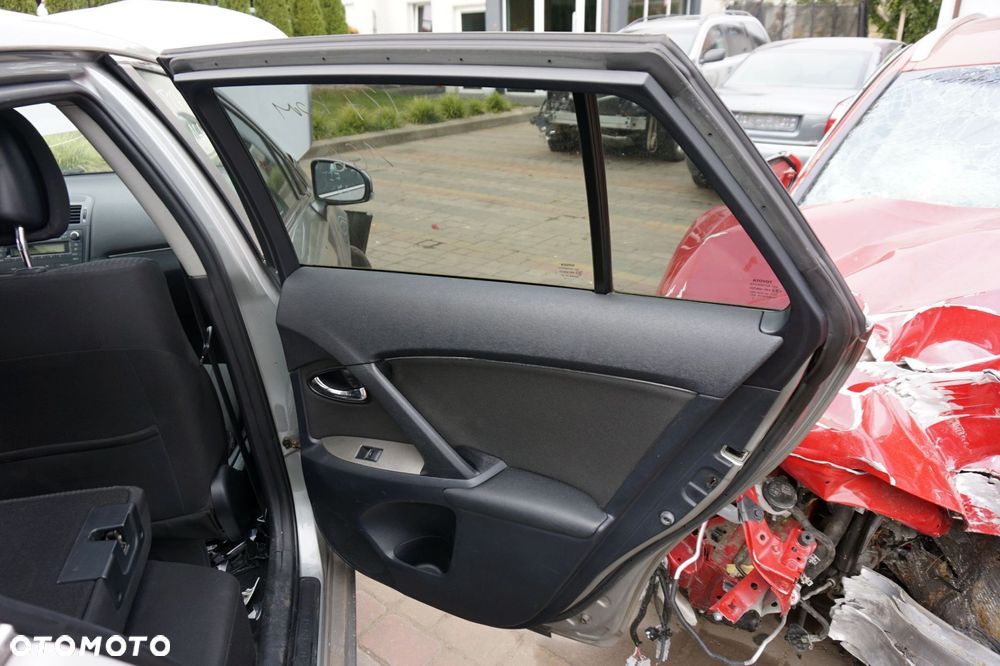 DRZWI TYLNE PRAWE AVENSIS III T27 PH1 KOMBI 1G6  SZARY TOYOTA 2009-2011 - 9