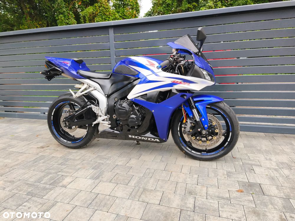 Honda CBR - 24