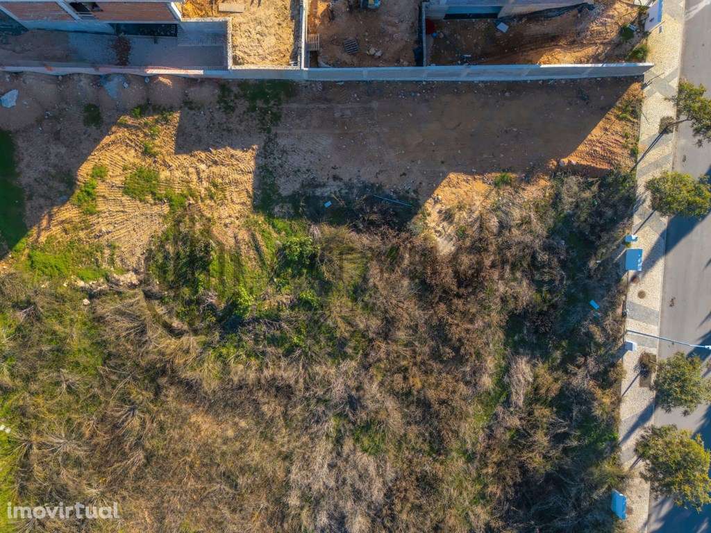 Terreno urbano de 410 m² na quinta dos Alamos - Guia - Grande imagem: 5/15