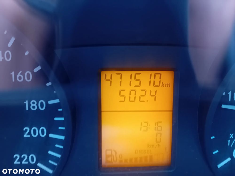 Mercedes-Benz Vito - 25
