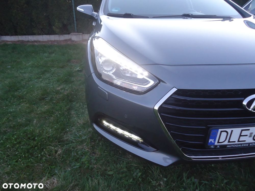 Hyundai i40 Kombi 2.0 Automatik Premium - 8