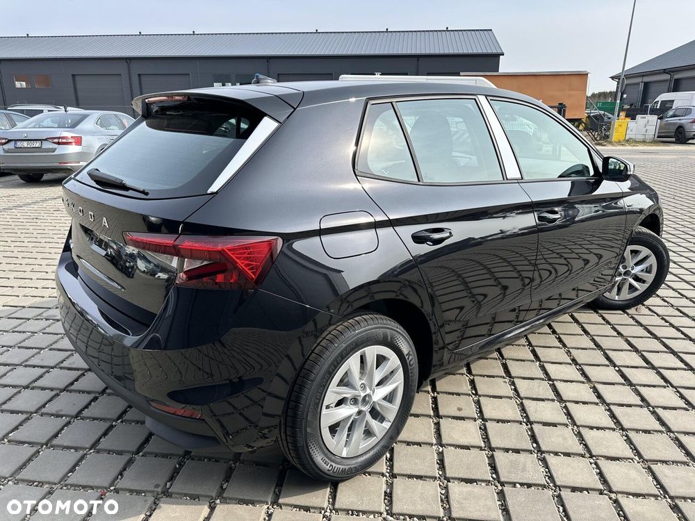 Skoda Fabia 1.0 TSI Drive DSG - 11