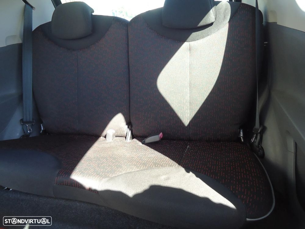 Peugeot 107 1.0 RC Line - 8