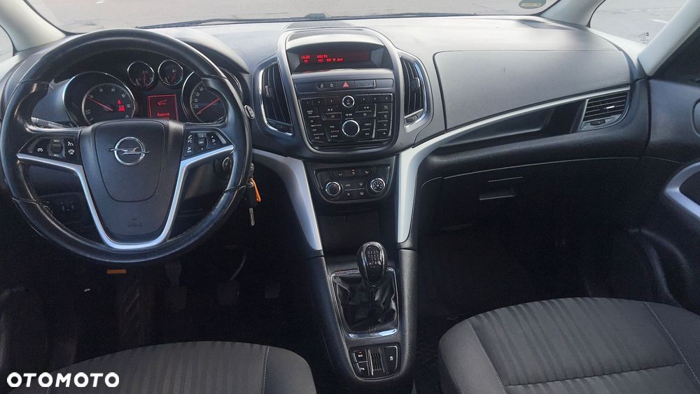 Opel Zafira Tourer 2.0 CDTI Edition - 10