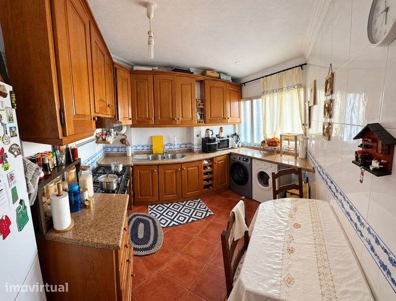 Apartamento T3 bem localizado, Afonsoeiro-Montijo - Grande imagem: 4/11